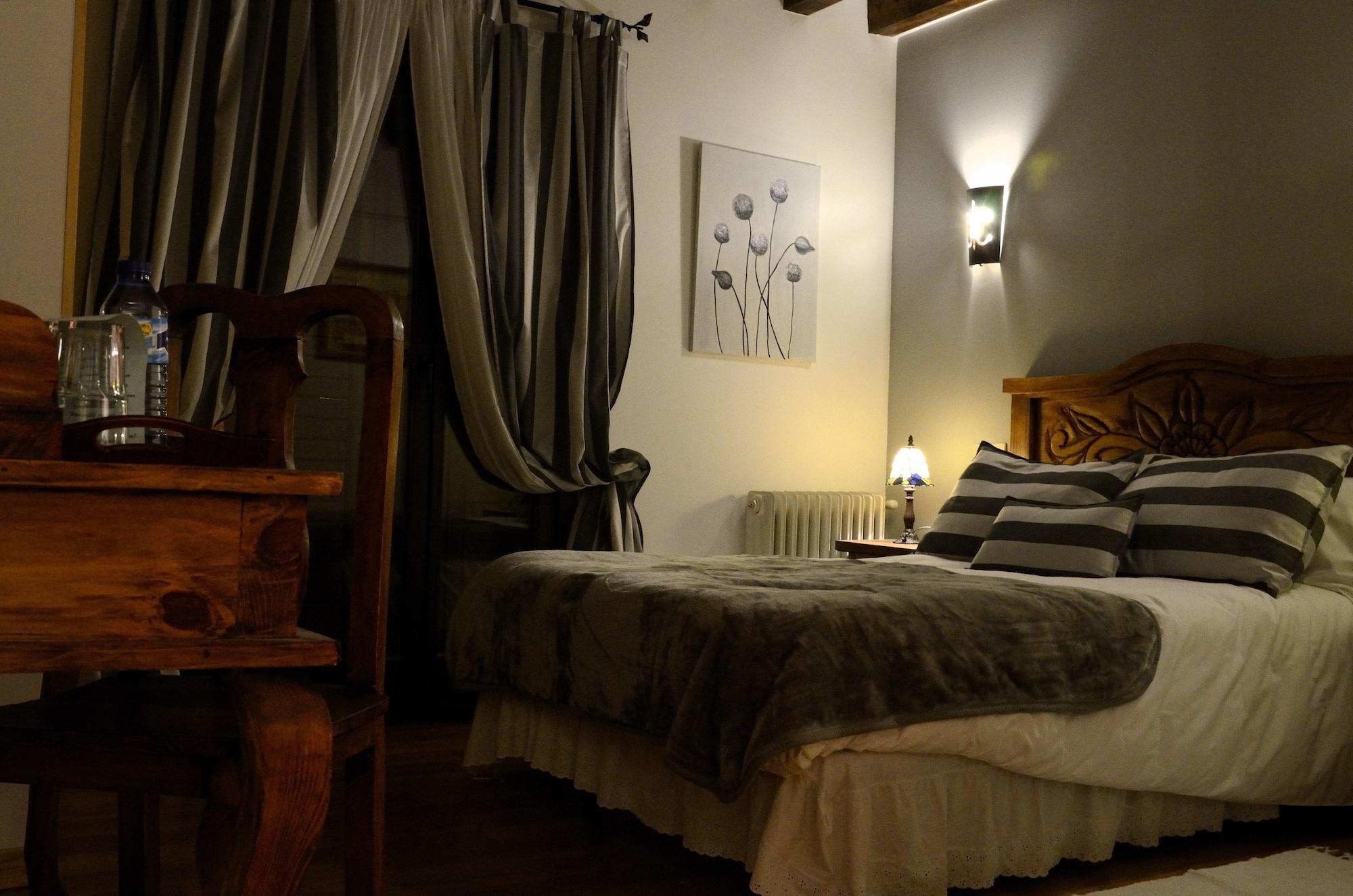 Posada De Eufrasio Lerma Luaran gambar