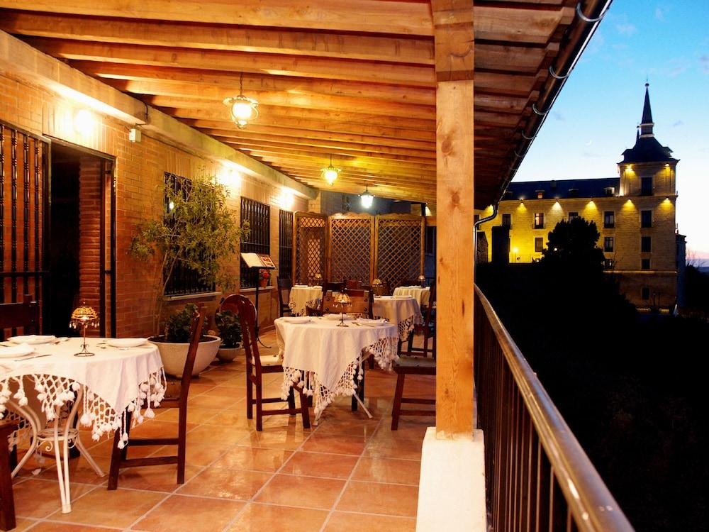 Posada De Eufrasio Lerma Luaran gambar